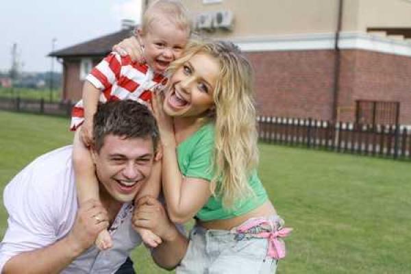 Тина Кароль рассказала о самом любимом мужчине в своей жизни Тина Кароль рассказала о самом любимом мужчине в своей жизни