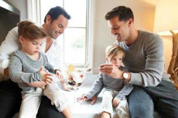 Певец Рики Мартин сделал громкое заявление, что готов к отношениям с женщинами