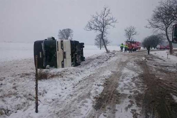 В Чехии перевернулся автобус c белорусскими туристами: пострадало 15 человек В Чехии перевернулся автобус c белорусскими туристами: пострадало 15 человек