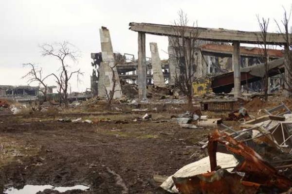 Российский журналист побывал в ДАП: все что осталось от донецкого аэропорта-красавца Российский журналист побывал в ДАП: все что осталось от донецкого аэропорта-красавца