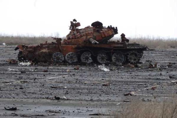 Российский журналист побывал в ДАП: все что осталось от донецкого аэропорта-красавца Российский журналист побывал в ДАП: все что осталось от донецкого аэропорта-красавца