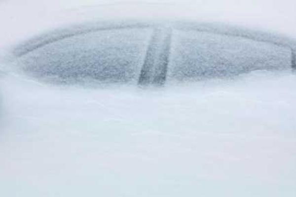 Снежная буря накрыла США: в 10 штатах объявлено чрезвычайное положение 