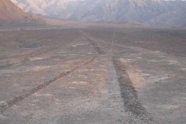 В Перу на плато Наска NASA сделало новые фото загадочных геоглифов В Перу на плато Наска NASA сделало новые фото загадочных геоглифов