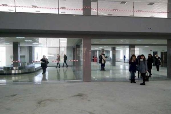 В Житомире аэропорт начал принимать самолеты после 25-летнего простоя В Житомире аэропорт начал принимать самолеты после 25-летнего простоя
