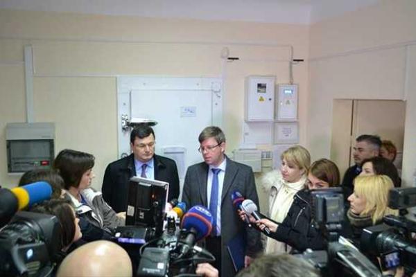 Украина получила от правительства Литвы лекарства от гриппа