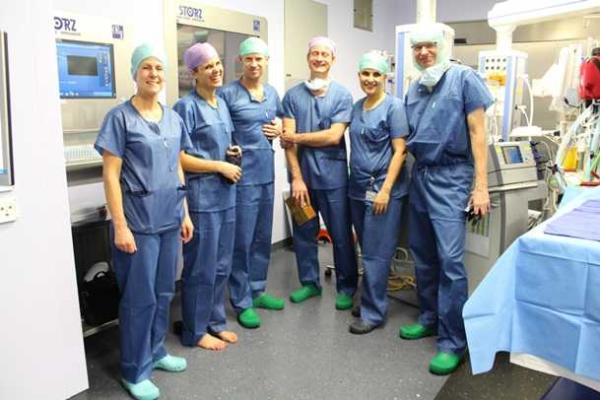 Блестящую операцию по разделению сиамских близнецов провели в швейцарском госпитале