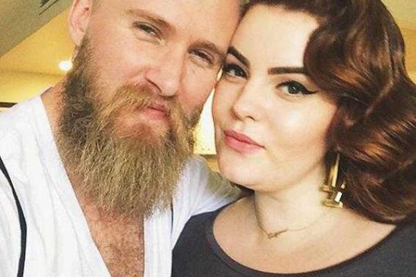 Знаменитая пышная модель Тесс Холидей второй раз станет мамой