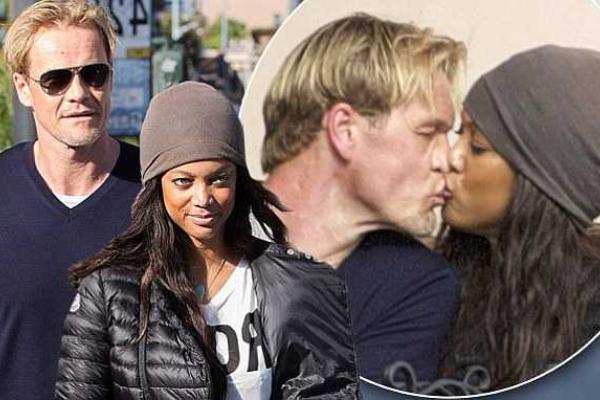 Супермодель Тайра Бэнкс в 42 года первый раз стала мамой 