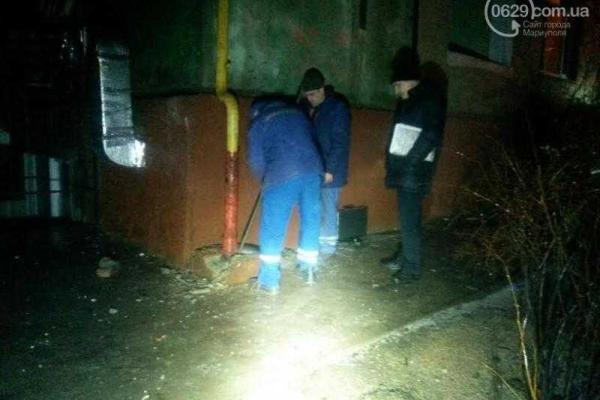 Из-за взрыва в центре Мариуполя пострадали два человека: бабушка и ее 8-летний внук получили ожоги Из-за взрыва в центре Мариуполя пострадали два человека: бабушка и ее 8-летний внук получили ожоги
