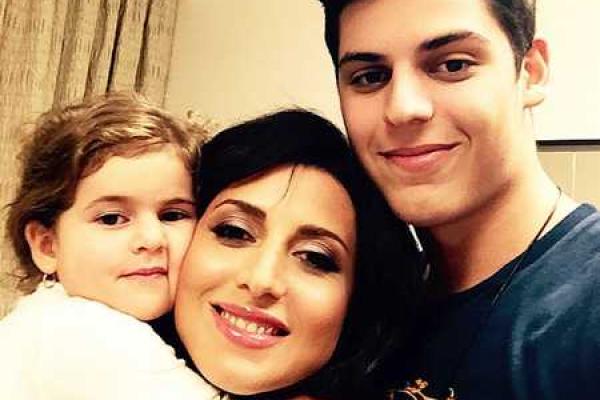 Пока беременная Жасмин в Москве готовится к родам, муж певицы живет и работает в Молдове