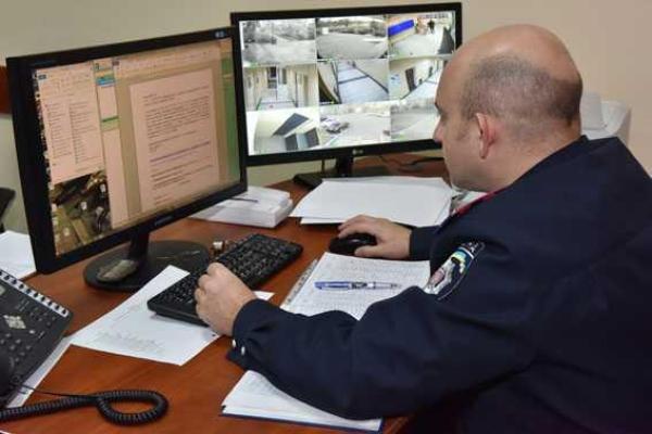 В Мариуполе по "горячим следам" задержан убийца В Мариуполе по "горячим следам" задержан убийца