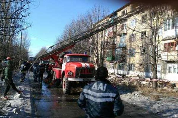 Жуткие кадры с места взрыва в многоэтажном доме на Донетчине Жуткие кадры с места взрыва в многоэтажном доме на Донетчине