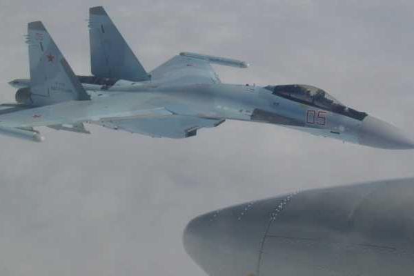 Россия направила в Сирию 4 новейших истребителя