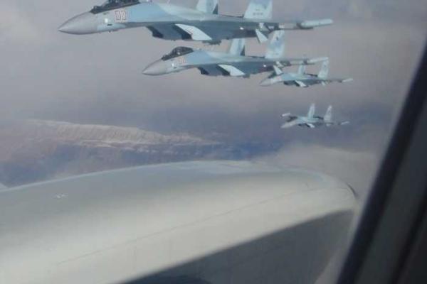 Россия направила в Сирию 4 новейших истребителя