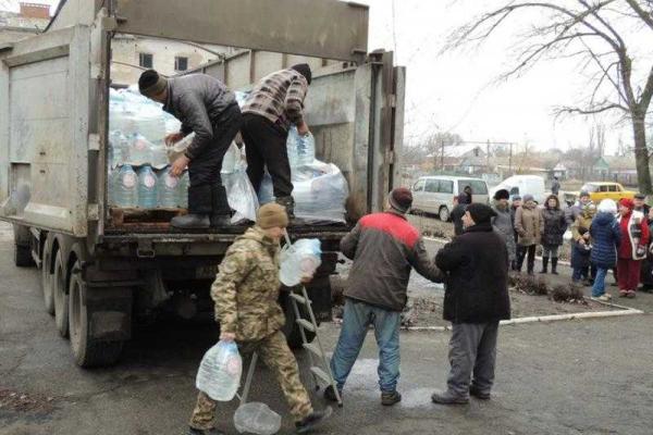В зоне АТО восстановлено водоснабжение в селах вблизи линии соприкосновения В зоне АТО восстановлено водоснабжение в селах вблизи линии соприкосновения