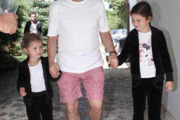 Артист театра и кино Геннадий Хазанов признался, что жена и дочь обманывают его всю жизнь