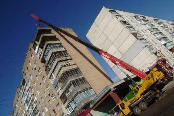 Декоммунизация в действии: в Первомайском на Харьковщине с высотки демонтировали гигантский профиль Ленина Декоммунизация в действии: в Первомайском на Харьковщине с высотки демонтировали гигантский профиль Ленина