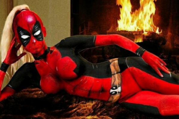 Канадская художница Кей Пайк взорвала интернет сексуальным боди-артом 