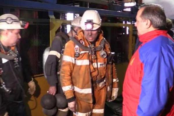 МЧС России: у 26 горняков шахты "Северная" нет шансов выжить, в Республике Коми объявлен трехдневный траур