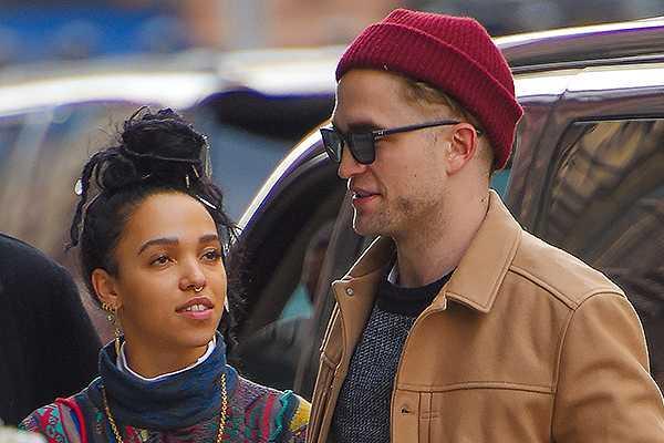 Певица FKA Twigs сняла новый оригинальный клип, не вставая с кровати