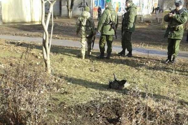 Боевики "ЛНР" выпустили по Луганску несколько снарядов: жители юморят - промахнулись малеха Боевики "ЛНР" выпустили по Луганску несколько снарядов: жители юморят - промахнулись малеха