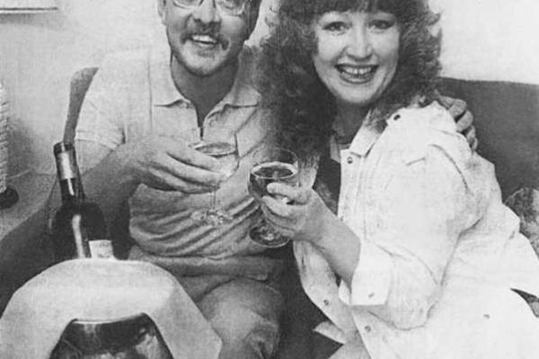 Алла Пугачева рассказала о страшной клятве, которую дала близкому другу перед его смертью Алла Пугачева рассказала о страшной клятве, которую дала близкому другу перед его смертью