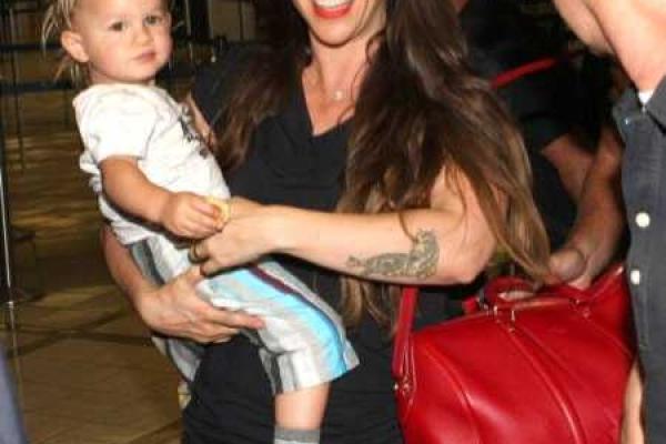 Певица Аланис Мориссетт ждет рождения второго ребенка