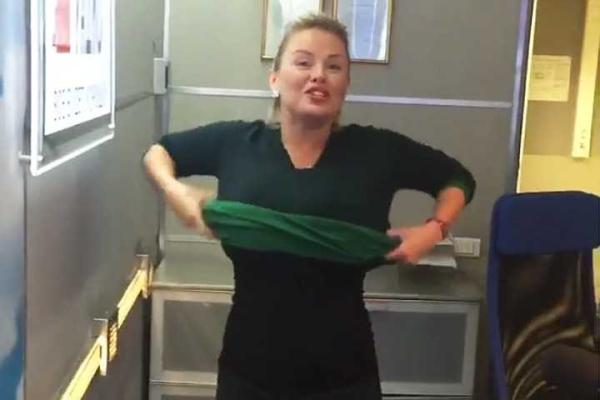 Анна Семенович опровергла слухи о лишнем весе, показав подтянутую фигуру