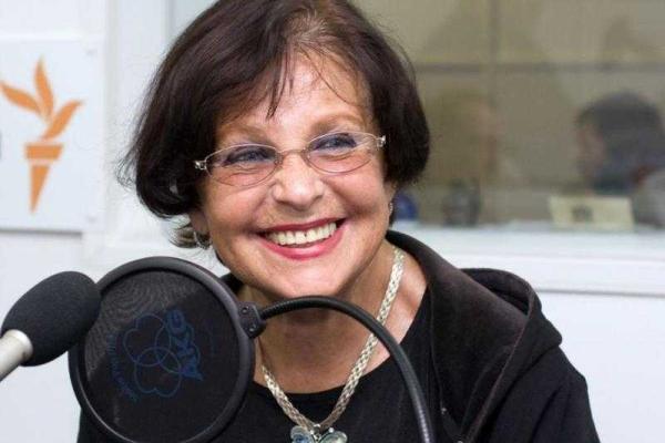 Актриса Наталья Фатеева жестко высказалась о власти Путина: Мерзейшая, наглая, бесстыжая, глупая и алчная власть Актриса Наталья Фатеева жестко высказалась о власти Путина: Мерзейшая, наглая, бесстыжая, глупая и алчная власть