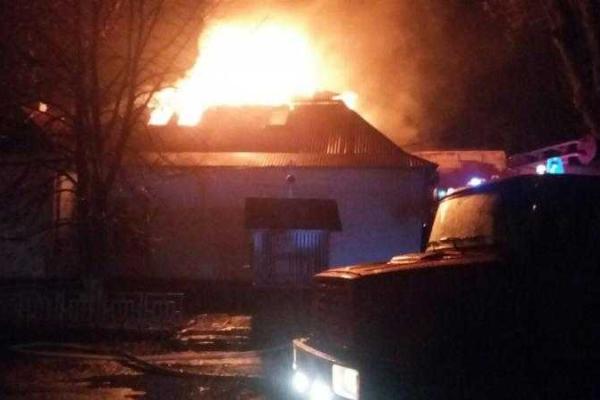 На Закарпатье произошел пожар в здании Иршавского районного суда: архив не пострадал На Закарпатье произошел пожар в здании Иршавского районного суда: архив не пострадал