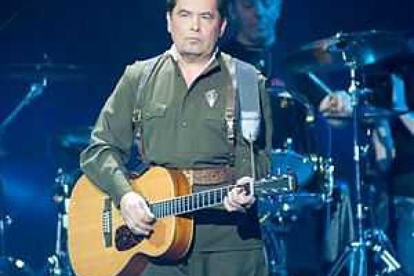 Лидер группы "Любэ" Николай Расторгуев празднует сегодня свое 59-летие