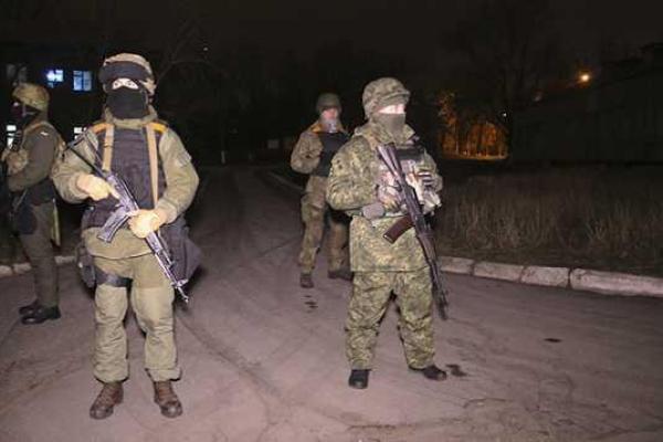 На улицы Мариуполя вышли усиленные патрули, которые несут службу в круглосуточном режиме