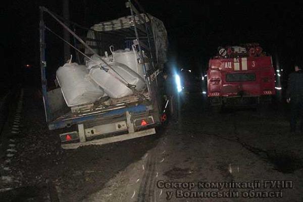 На Волыни пьяный водитель грузовика превратил "Audi" в груду железа и убил 22-летнего водителя На Волыни пьяный водитель грузовика превратил "Audi" в груду железа и убил 22-летнего водителя