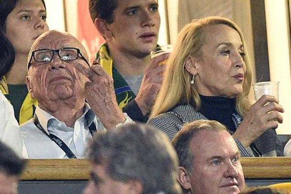 Экс-модель Джерри Холл и медиамагнат Руперт Мердок объявили дату свадьбы 