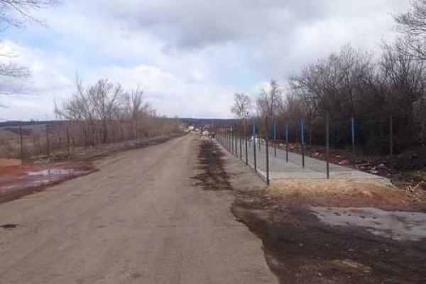 На Луганщине ведутся завершающие работы по открытию КПВВ "Золотое"