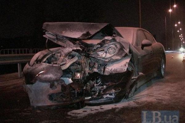Видео с места аварии в Киеве, участником которой стал заместитель Виталия Кличко
