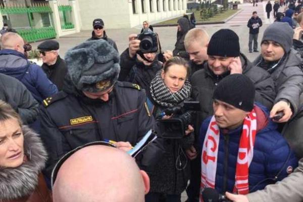 В Минске индивидуальные предприниматели собрались на митинг против новых условий торговли