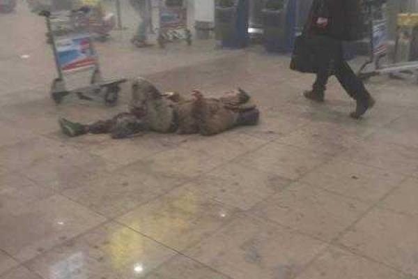 Взрывы в Брюсселе: жуткие фото- и видеодоказательства