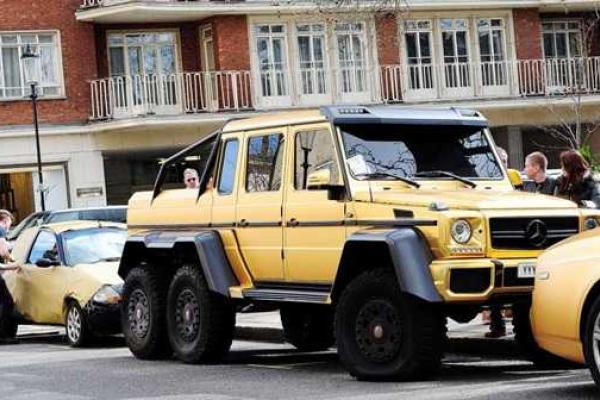 Британцы шокированы роскошными авто саудовского принца, приехавшего в Лондон на отдых