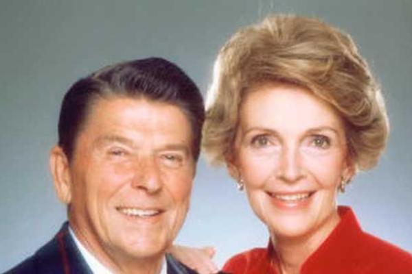 Ушла из жизни одна из самых ярких первых леди США Нэнси Рейган