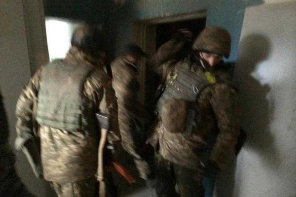 Бочкала: ночь в Авдеевке была "жаркой", вражеская пехота волнами шла "на убой", наши их буквально шинковали Бочкала: ночь в Авдеевке была "жаркой", вражеская пехота волнами шла "на убой", наши их буквально шинковали