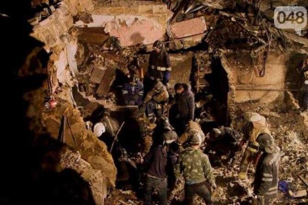 На Одесчине спасатели вытащили тело 6-летнего мальчика из-под руин взорвавшегося дома 