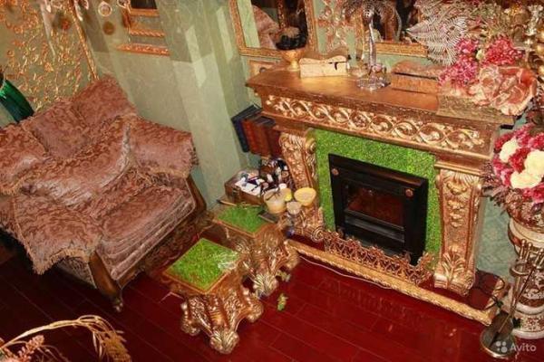 Кризис в действии: в центре Магадана на продажу выставили апартаменты с позолоченными стенами, потолками и унитазом