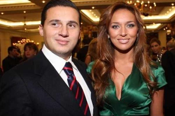 Певица Алсу вышла в свет с повзрослевшими дочерьми Певица Алсу вышла в свет с повзрослевшими дочерьми