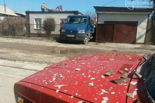 В Мариуполе сгорел дом, стоящий в 200 метрах от пожарной части В Мариуполе сгорел дом, стоящий в 200 метрах от пожарной части