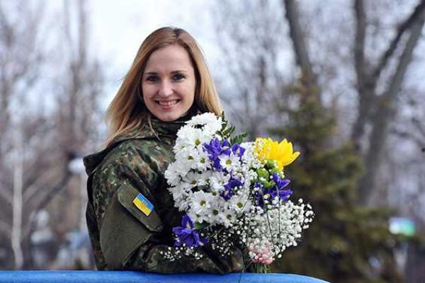 В зоне проведения АТО в рядах полиции работает 1691 женщина В зоне проведения АТО в рядах полиции работает 1691 женщина