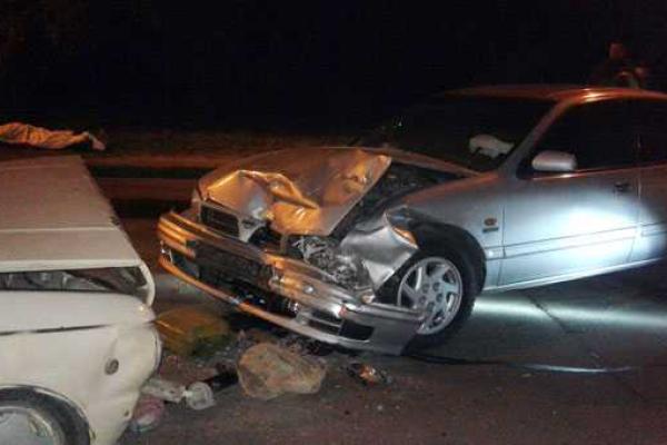В Ровно автомобиль "ЗАЗ" вылетел на встречную полосу и впечатался в иномарку: водитель погиб на месте В Ровно автомобиль "ЗАЗ" вылетел на встречную полосу и впечатался в иномарку: водитель погиб на месте