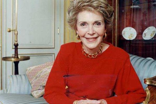 Ушла из жизни одна из самых ярких первых леди США Нэнси Рейган