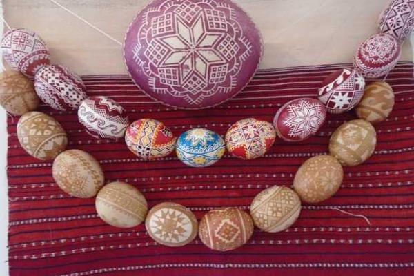 В Ужгороде открылась выставка "Мир писанки"