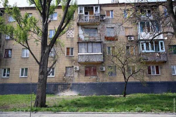 "Русский мир" на Донбассе глазами российского дизайнера: разруха, покинутые дома, крах экономики "Русский мир" на Донбассе глазами российского дизайнера: разруха, покинутые дома, крах экономики